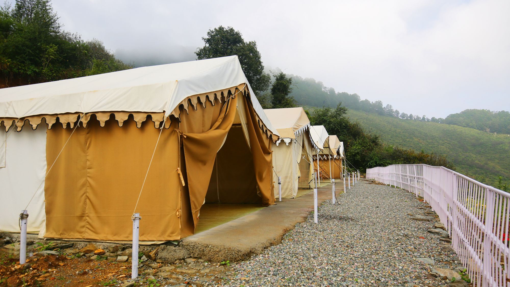 The Swiss Village Resort 나이니탈 외부 사진