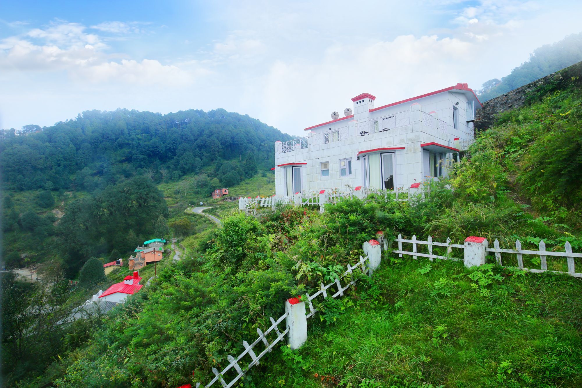 The Swiss Village Resort 나이니탈 외부 사진